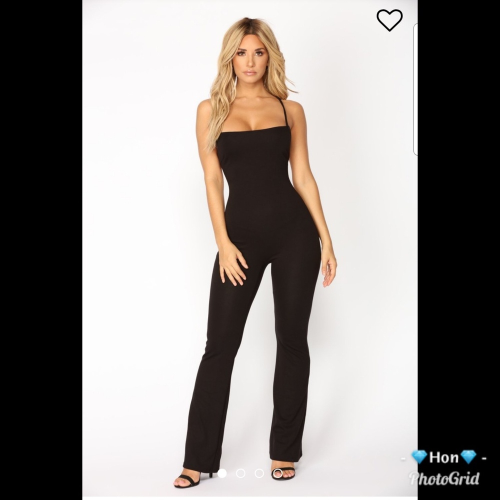 🚫🚫SOLD🚫🚫Fashion Nova jumpsuit